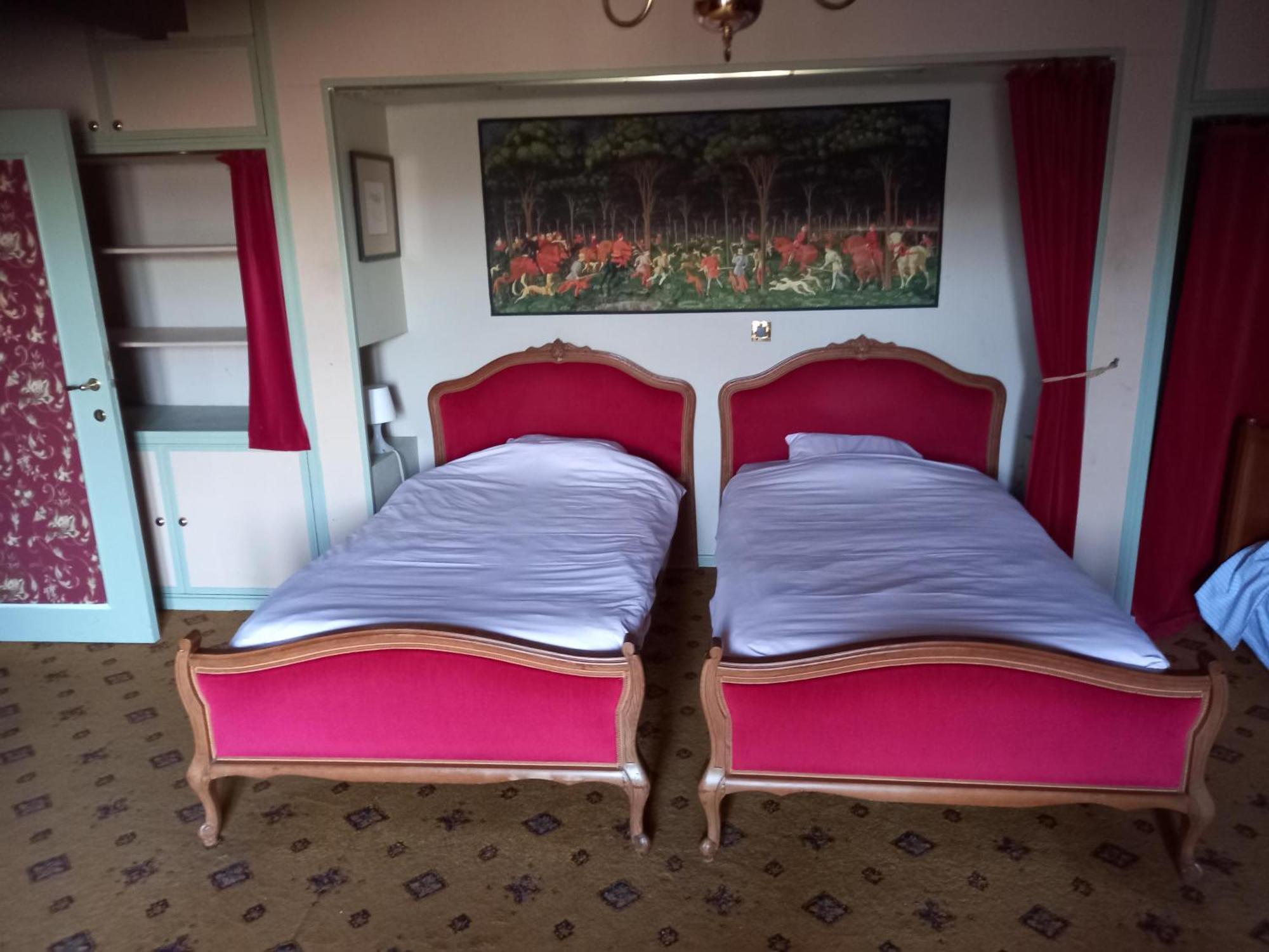 Hotel Tromcourt Couvin Exterior foto